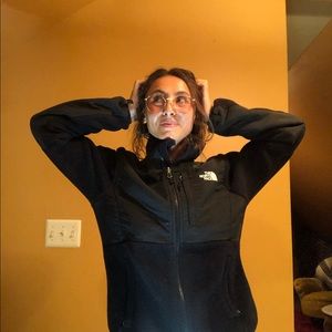 The North Face Classic Black Jacket🎶